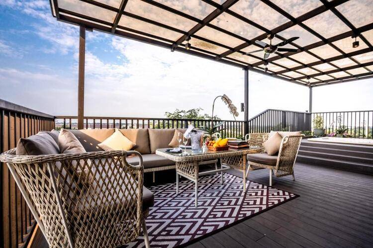 Divalux Resort And Spa