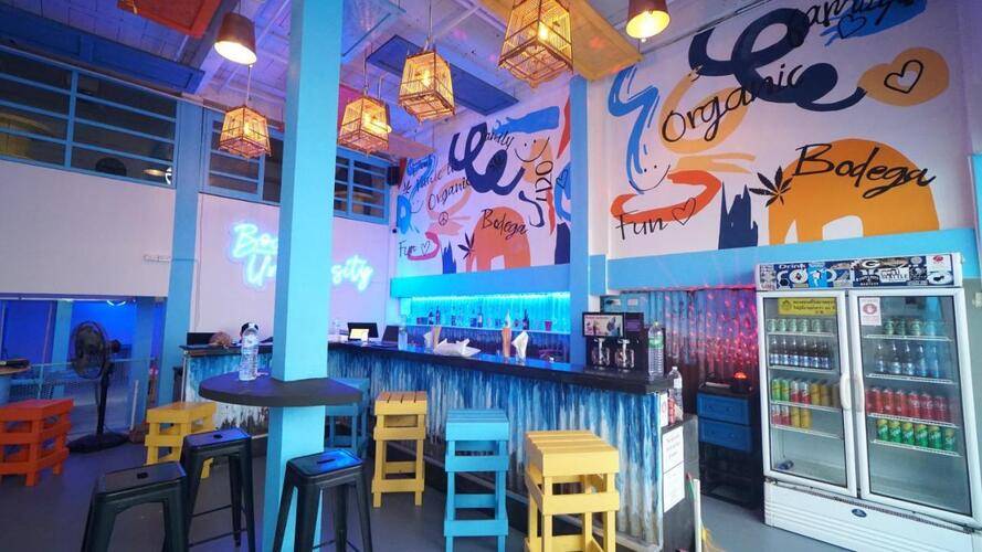 Bodega Bangkok Party Hostel