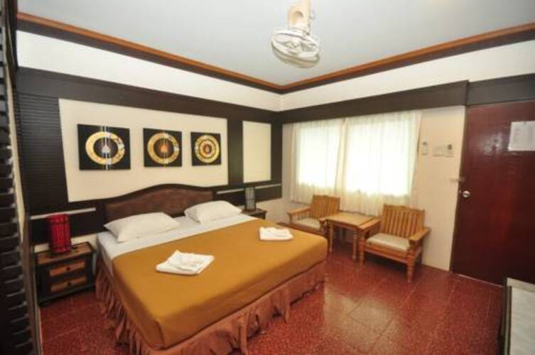 Phi Phi Rimlay Cottage