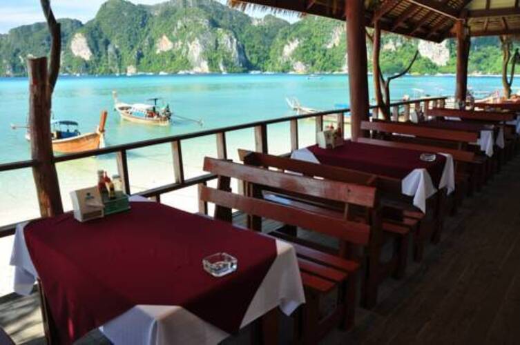 Phi Phi Rimlay Cottage