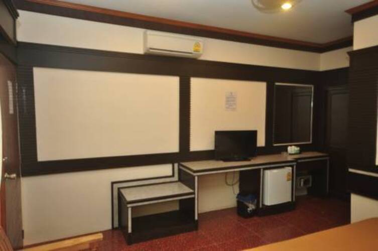 Phi Phi Rimlay Cottage
