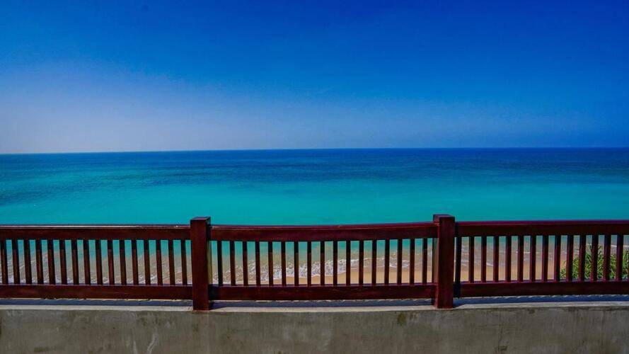 Beyond The Sea By Ceylonese