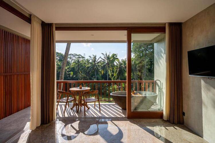 Unagi Wooden Villa By Emana
