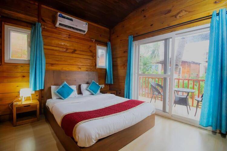 Mariners Bay Beach Resort