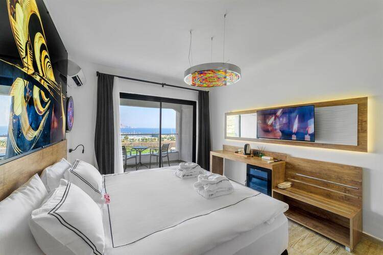 Illusion Beach Club Hotel (Adults Only 16+)