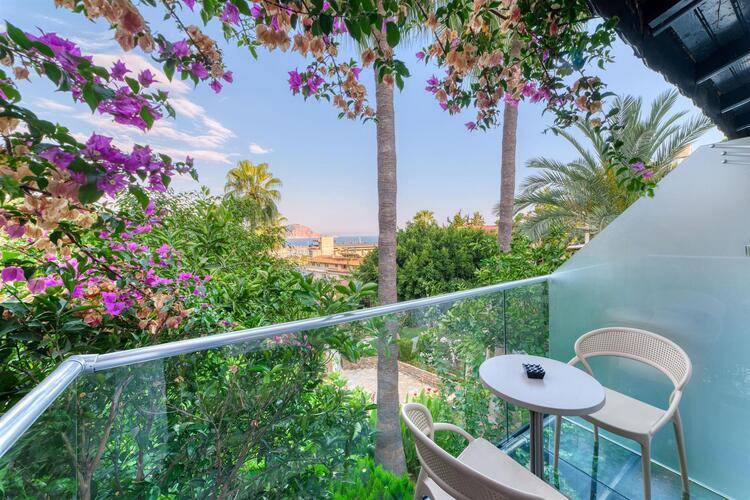 Illusion Beach Club Hotel (Adults Only 16+)