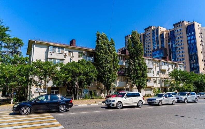 Letoapart (Летоапарт) На Исаева 13 Апартаменты