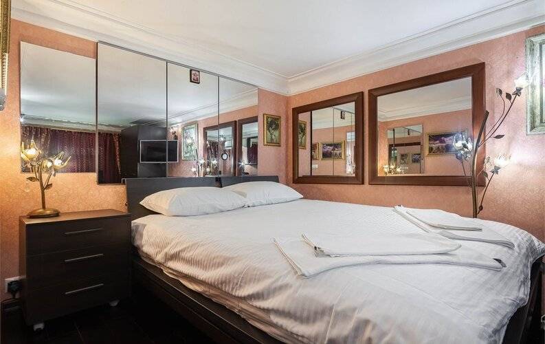 День И Ночь На Петровке 28