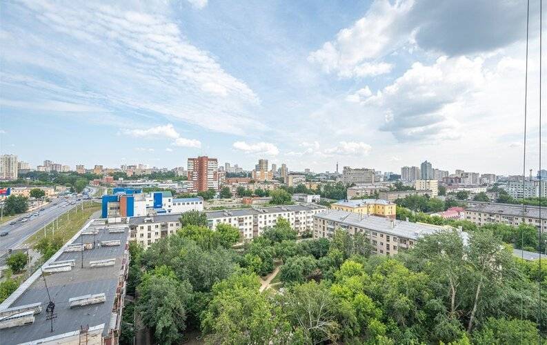 Сон И Душ На Улице Азина