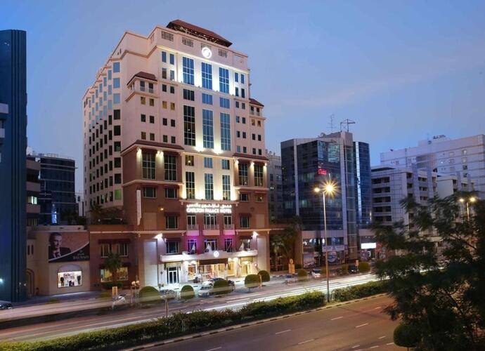 Knight Castle Hotel