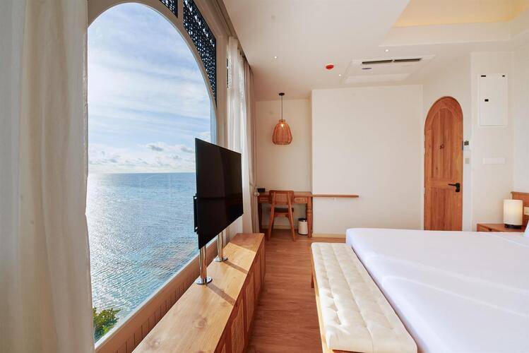 Stone Hotels Maldives