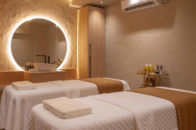 Stone Hotels Maldives