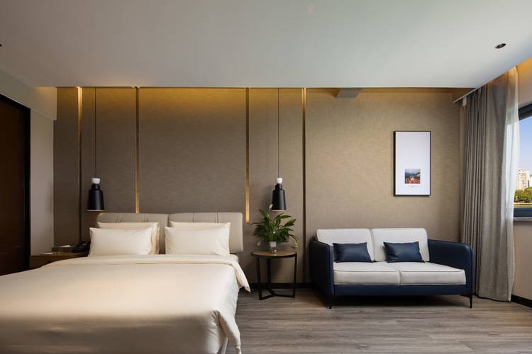 Spring Harbor Resort Sanya