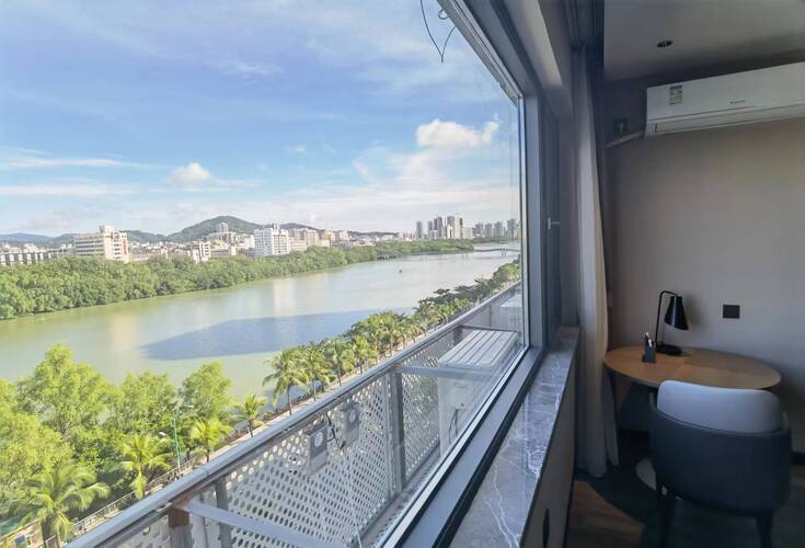 Spring Harbor Resort Sanya