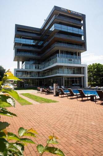 Nobilis Hall
