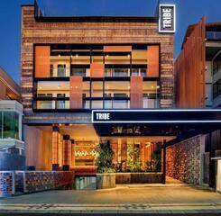 $item['hotel']['name']