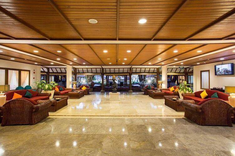 Plagoo Holiday Hotel