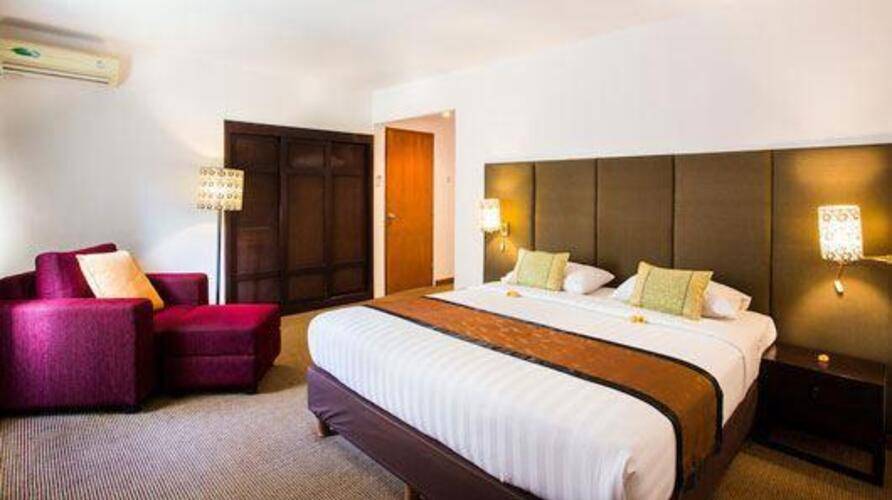 Plagoo Holiday Hotel