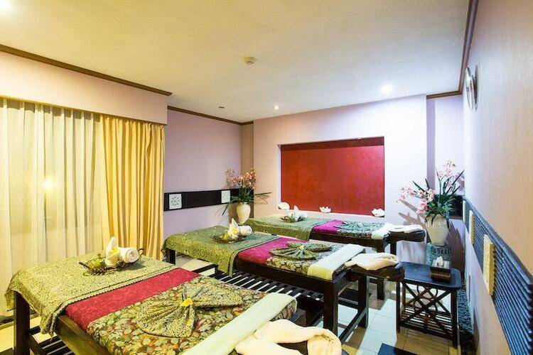 Plagoo Holiday Hotel