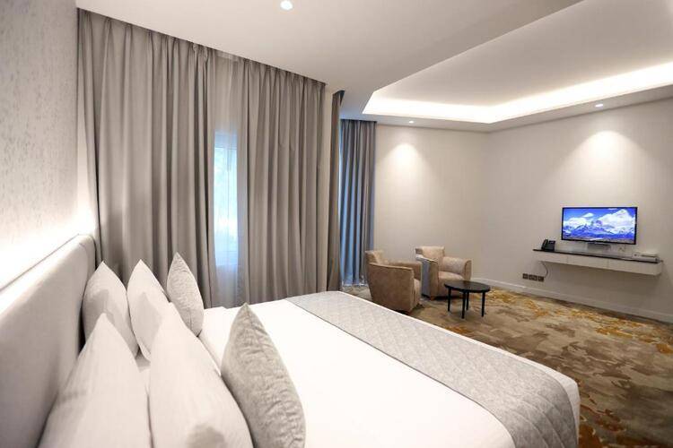 Estay Hotel