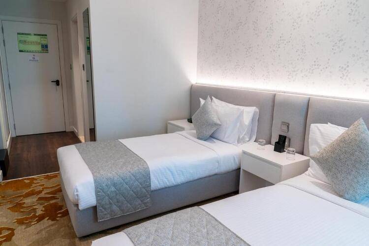 Estay Hotel