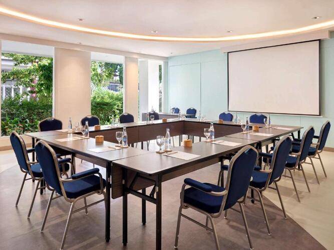 Grand Mercure Bali Seminyak
