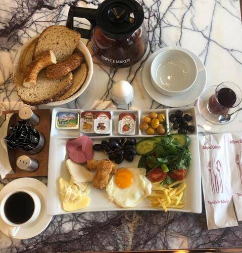216 Bosphorus Suite