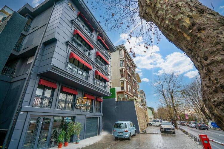 216 Bosphorus Suite