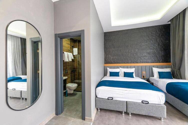 Melanj Airport Hotel
