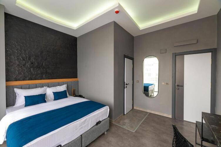 Melanj Airport Hotel