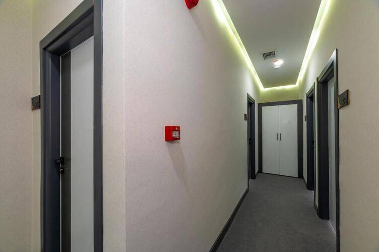 Melanj Airport Hotel
