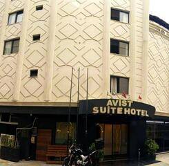 $item['hotel']['name']