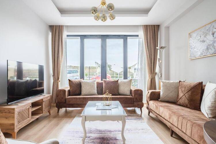 Grand Residence By Newinn