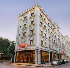 $item['hotel']['name']