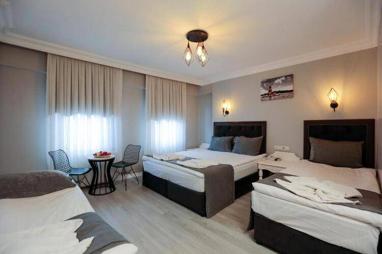 Grand Inova Hotel