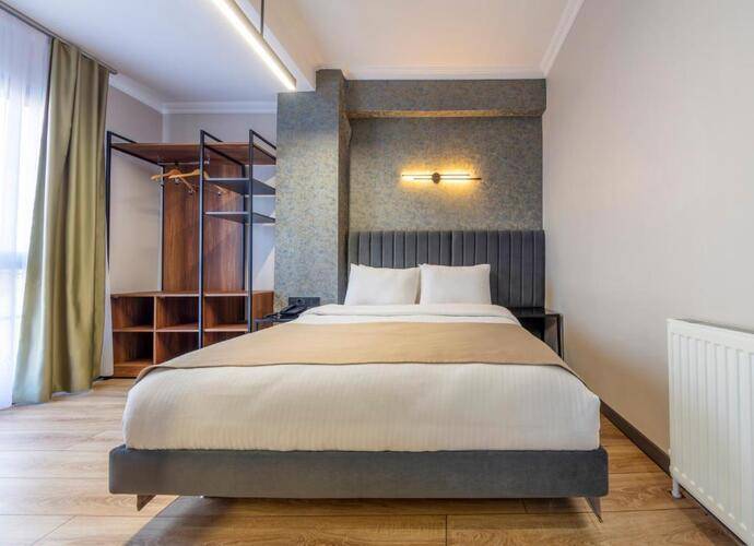 Lenora Airport Hotel