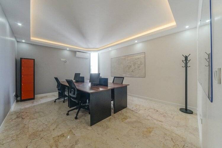 Manu Startup House