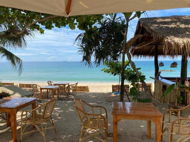 Lanta Palace Beach Resort And Spa