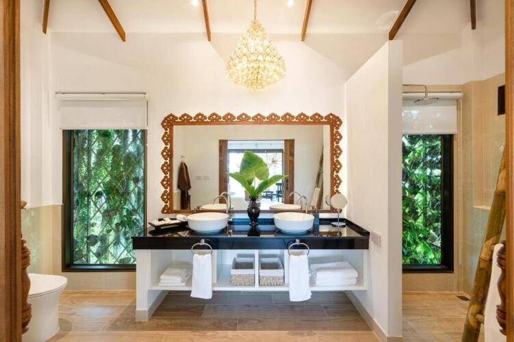 Lanta Palace Beach Resort And Spa