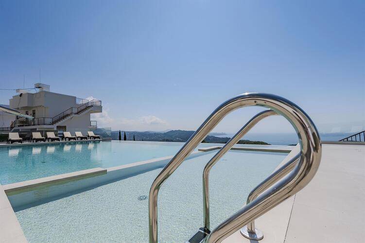 Astra Giardini Relax