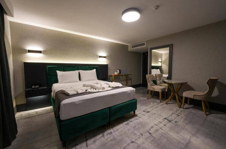 Hotel Kurucesme Business