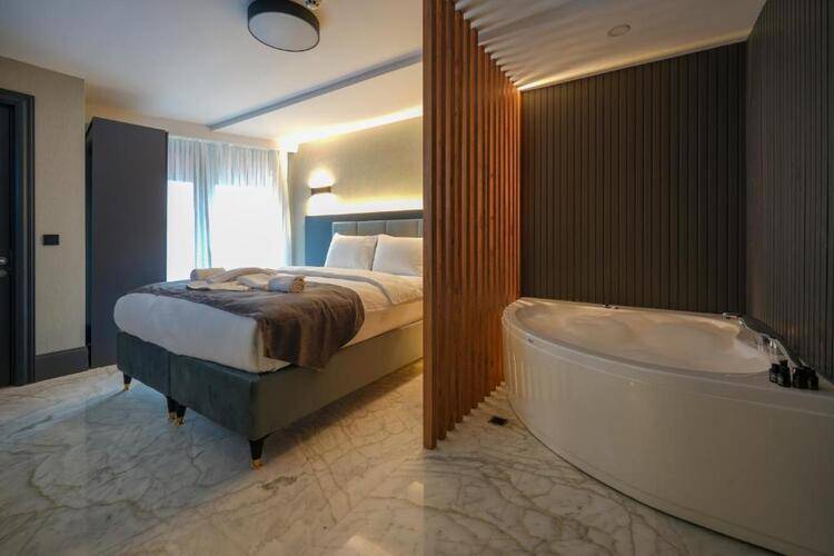 Hotel Kurucesme Business