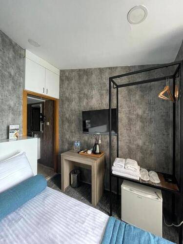 Weingart Port Hotel