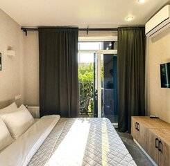 $item['hotel']['name']