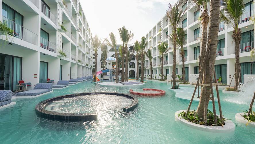 Sugar Marina Resort Pop Kata Beach