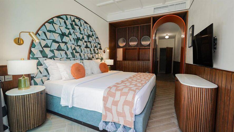 Sugar Marina Resort Pop Kata Beach