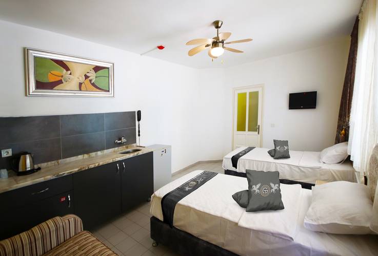 Btq Gold Twins Boutique Hotel