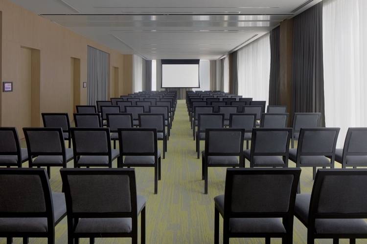 Holiday Inn Dubai Business Bay Hotel