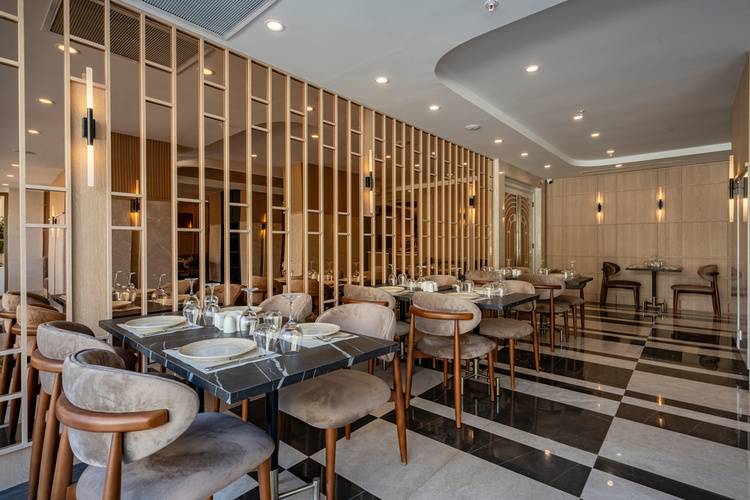 Awen Hotel
