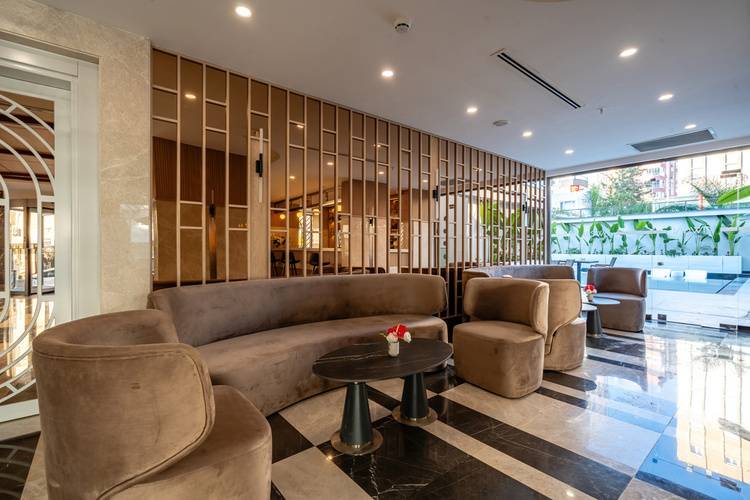 Awen Hotel